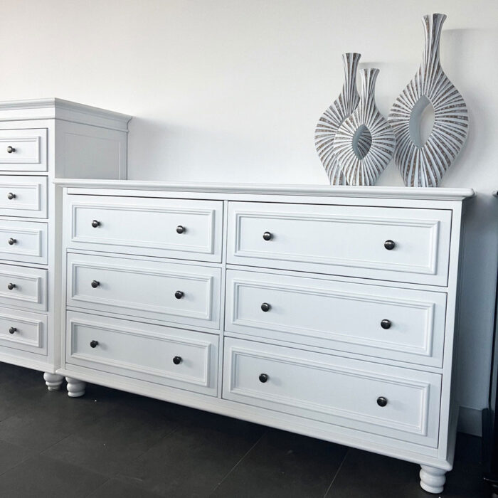 Beata-6-Chest-of-Drawers-in-White-Finish-4